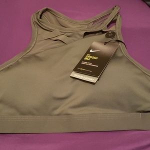 Nike Swoosh Bra